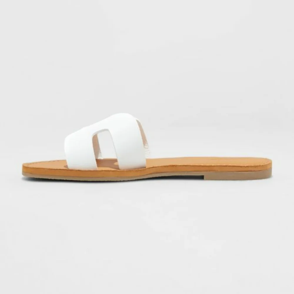 Universal Thread White and Tan Sandals - Picture 2 of 5